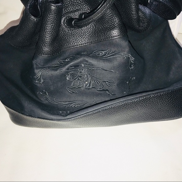 Authenticated Burberry black leather bag - Picture 2 of 11